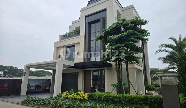 Dijual Rumah Montez Tresor BSD – 3 Lantai, 4 Kamar Tidur Ensuite, Lift & Dry/Wet Kitchen