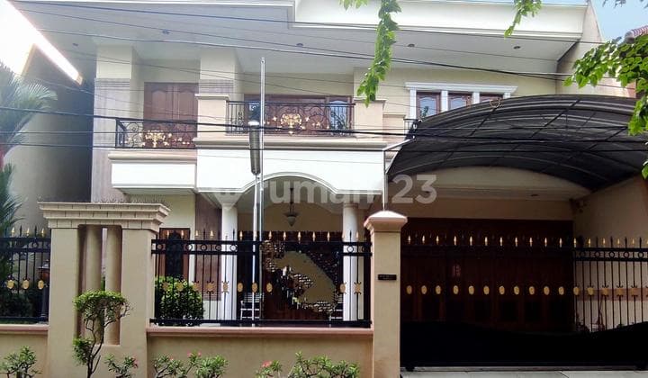 Manyar Jaya Rumah Premium Mewah Dekat Sarana Or Jalan Lebar