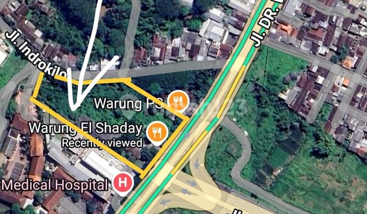 Lahan Raya Dr Cipto Lawang Ramai Seberang Exit Tol Surabaya Malang