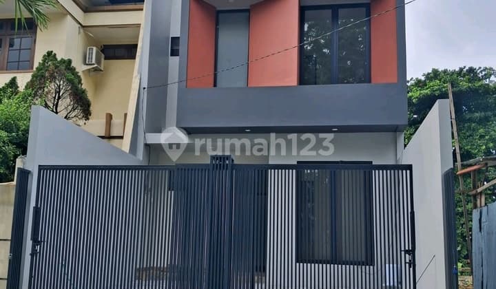 Rumah Baru di Manyar, Bangunan Bagus.