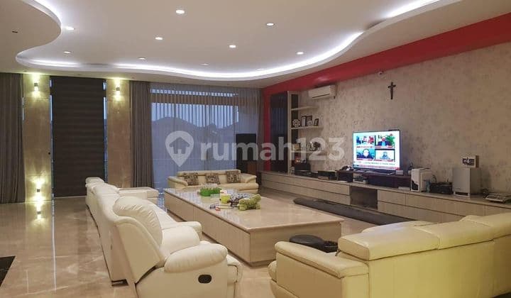 For Sale, Rumah Mewah Super Nyaman Di Kota Baru Parahyangan