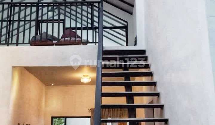 Rumah Industrial Minimalis super nyaman di Cijambe