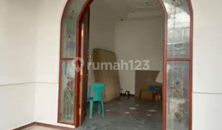 Rumah Kost Terawat Di Kemangisan Binus Jakarta Barat