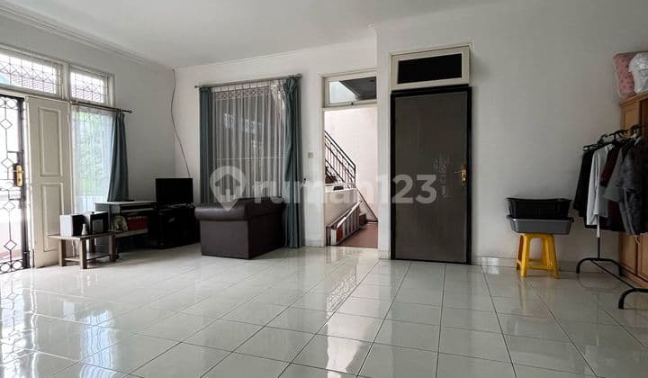 Rumah Hoek Terawat Murah 2 Lantai di Kosambi Baru Duri Kosambi Cengkareng Jakarta Barat Bagus