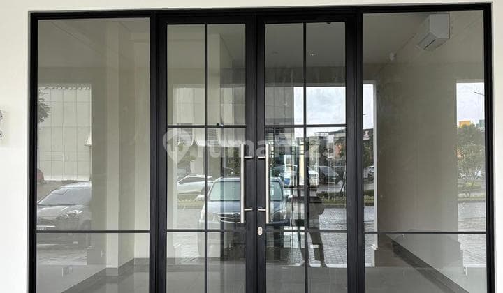 Ruko Bagus dan Cantik 3 Lantai dengan Lokasi Strategis di Hudson Gading Serpong