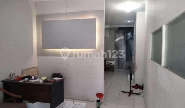 Nego Sampai Jadi, Ruko Venice Graha Raya