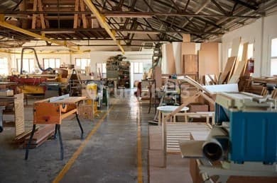 Dijual Gudang Urgent Ingin Cepat Terjual Strategis Kawasan Komersial, Muat Container 40 feet di Cipondoh