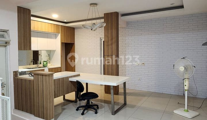 Dapet Rumah Gandeng + 5 AC Sekaligus? Yuk Cek! Cuma di Taman Semanan Indah!