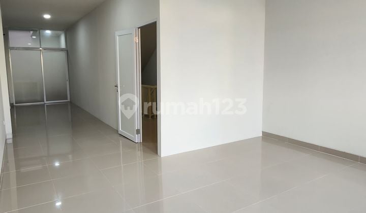 Ruko Commercial Center Boulevard 4 Floors, Strategic Area in Green Lake City