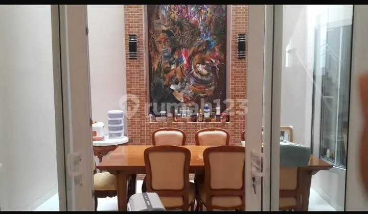 BUBB, Nego Sampai Deal Rumah Super Luas dan Strategis, Full Furnished di Taman Surya Kalideres
