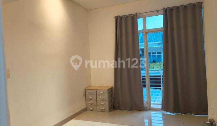 Sewa Rumah 2 Lantai di Green Lake City Cluster Amerika - Nyaman, Strategis, Siap Dihuni