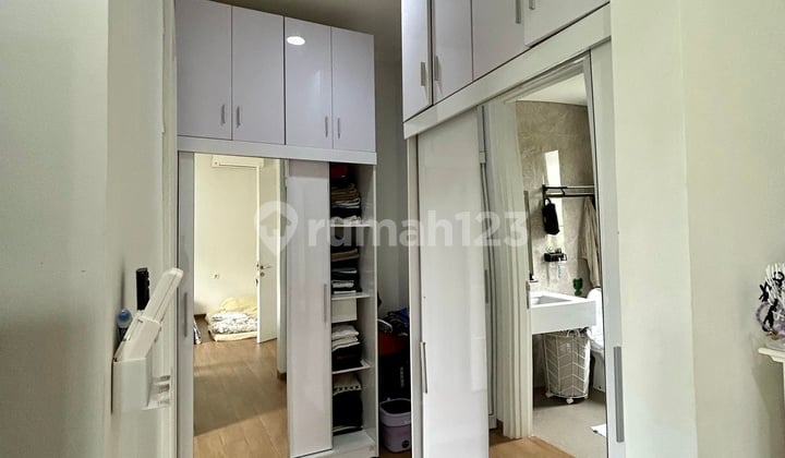 Jual Cepat! Bisa Nego, Rumah Bagus Super Strategis di Sutera Winona Alam Sutera