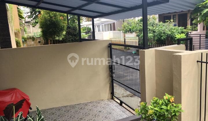 Quick Sale. Nice House Ready to Occupy in Sector 9. Bintaro Jaya