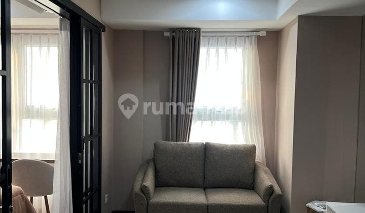 For Rent. Price Drop Anami Mahata Apartment in Tanjung Barat. Fully Furnished and New.