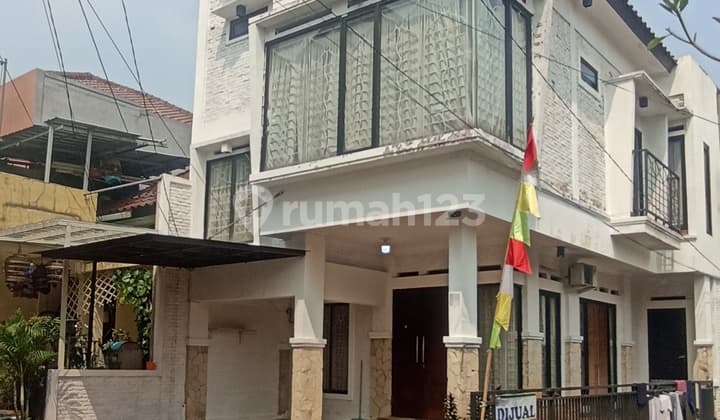 Rumah Hook Lokasi Asri Cirende
