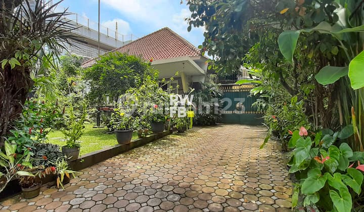 Menteng Rumah Kolonial Bukan Cagar Budaya Barang Langka