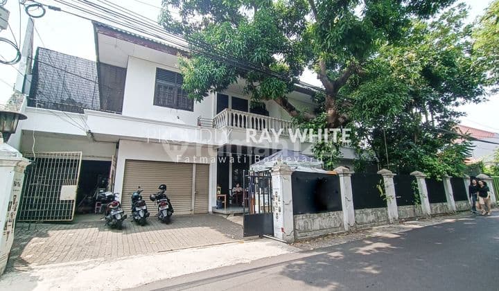 Cipete dekat Urban forest rumah 2lantai bisa hunian & usaha