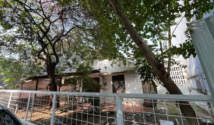 Rumah Hitung Tanah Area Kuningan Dekat Gedung Kpk Cocok Buat Investasi