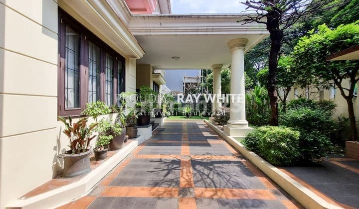 Cilandak Rumah Klasik Nan Nyaman ,Dlm Komplek Lt585 Lb410