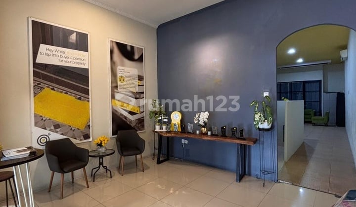 Ruko Gandeng 3,5Lantai di Fatmawati Raya Dekat St MRT Uk 9X22 Siap Huni