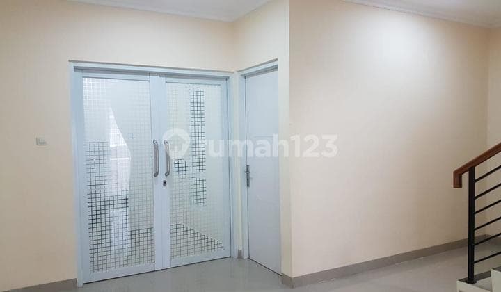 Dijual Rumah Minimalis Moderen 2 Lantai di Telukjambe Karawang