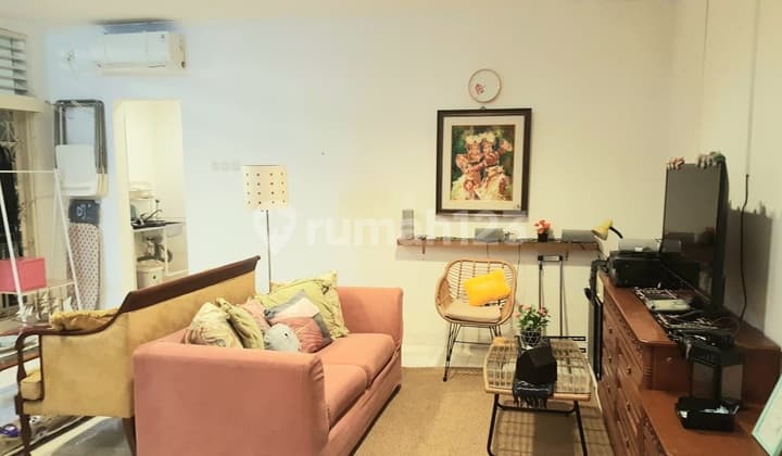 For Rent Exclusive Boarding House Feels Like Your Own Home - Gandaria Kebayoran