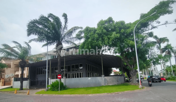 Komersial Area Hook Raya Laguna Depan East Coast Mall Pakuwon City