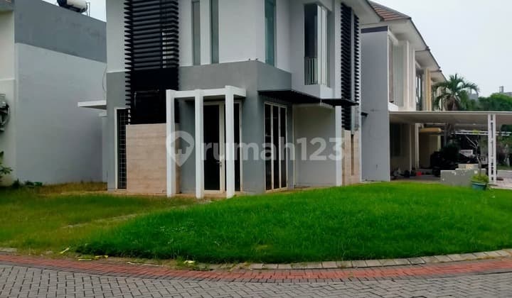 Rumah Pakuwon City East Coast Park