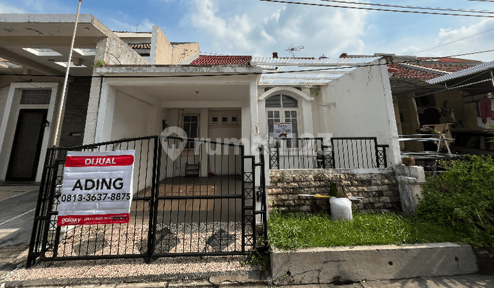 Puri Asri One and a Half Story House Pakuwon City