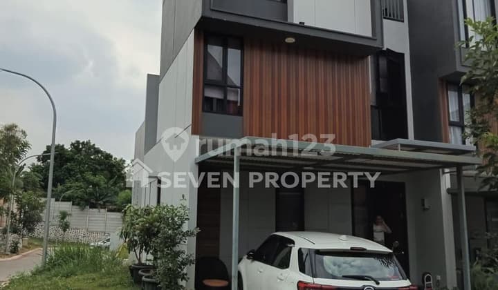 Dijual Rumah 2 Lantai Semi Furnished Bagus Modern Lokasi di Kota Wisata Cibubur P3.112.09.24 Pr Hj
