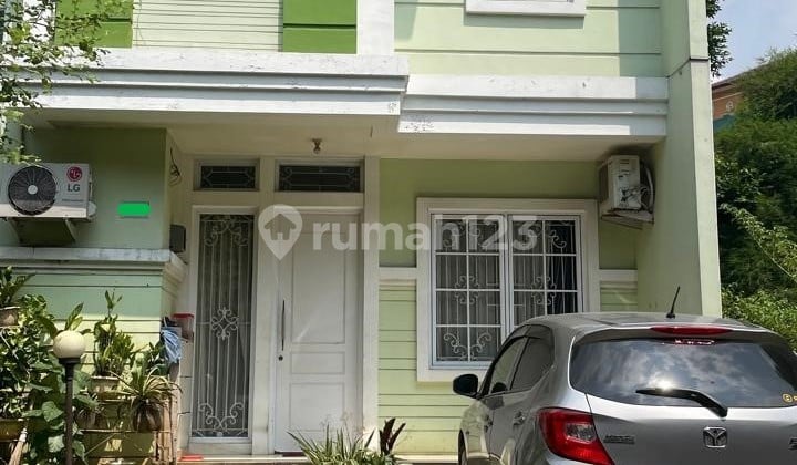 Comfortable House in Legenda Wisata, Only 1.25 M! 262.10.25