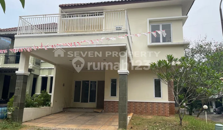 Dijual Rumah Hook Bagus Modern Siap Huni 2 Lantai Lokasi Di Cibubur Semi Furnished di Legenda Wisata Cibubur Lt.174 M2, Lb.250 M2 P3.116.09.24 Pr Hj