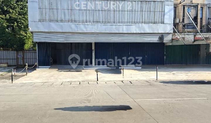 Strategically Attached Shop House for Sale in Kelapa Gading