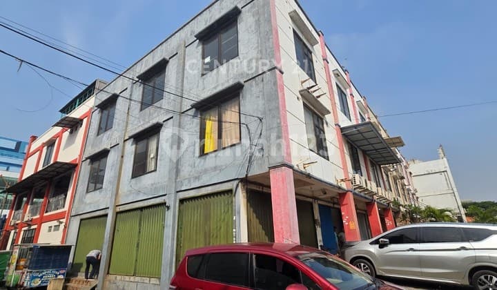 Ruko Hook Premium di Villa Taman Bandara Kosambi Dadap Tangerang