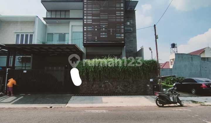 For Sale 3-Story Furnished House with Private Swimming Pool in Metro Permata 1