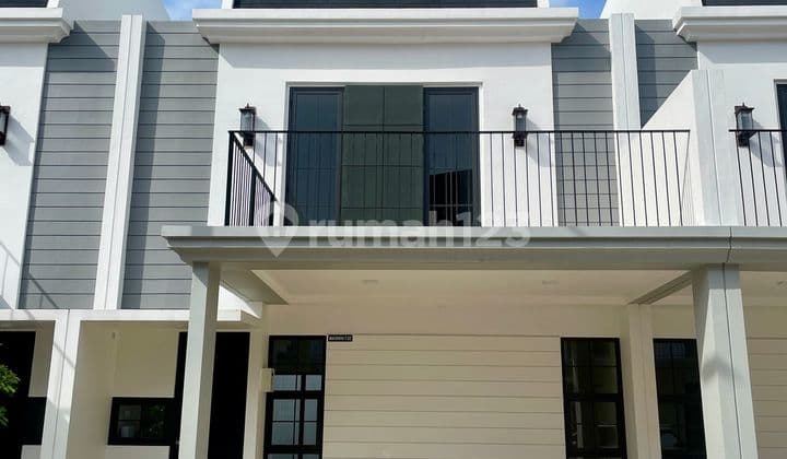 Jual Cepat Rumah Mewah 2 Lantai + Attic Area Maison Wisteria Jakarta Timur