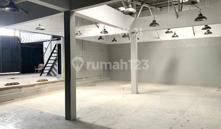 Strategic Land and Warehouse for Sale in Kapuk Cengkareng - West Jakarta