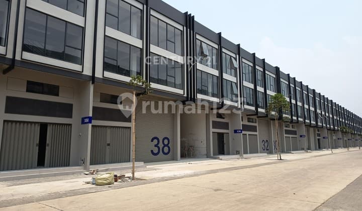 Gudang Modern Premium Akses Tol di Pergudangan Duta Indah Starhub
