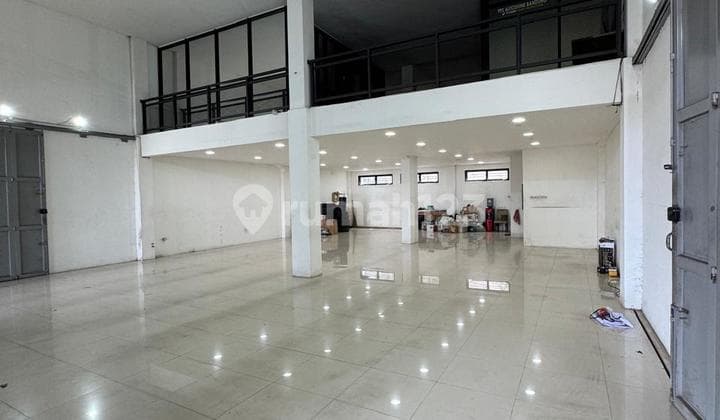 Mainron Bkr House Bandung City