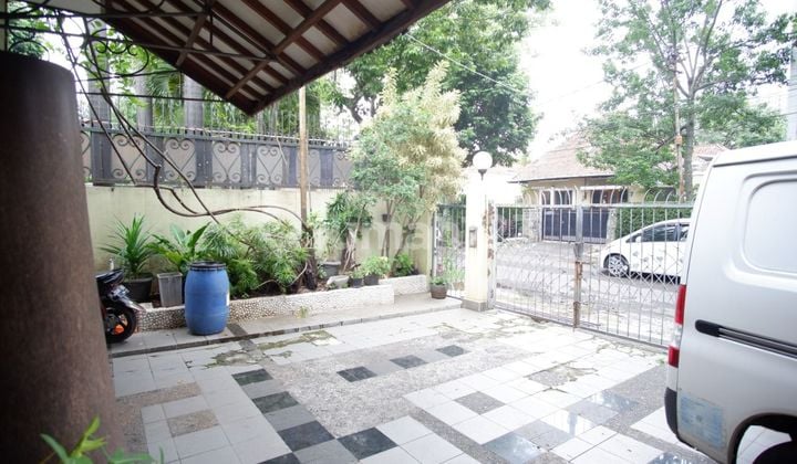 Rumah Pusat Kota Dekat Sekolah, Kuliner Dan Mall Lokasi Strategis Luas Tanah 340m