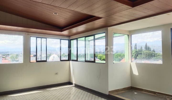 Rumah Bgn 3 Lantai Mainroad Antapani Bandung Timur