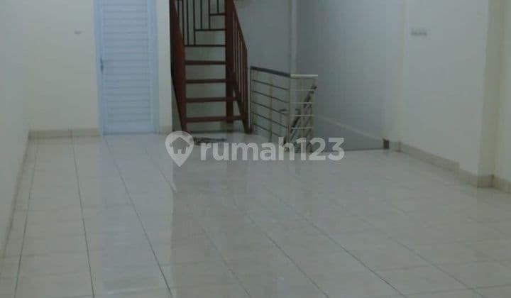 Ruko Di Area Pertokoan Dulatip Bandung Strategis Banyak Toko Tekstil