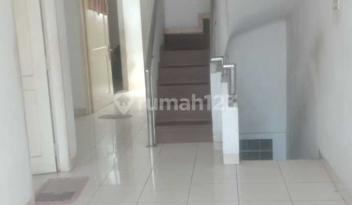 Rumah 3 Lantai Sayap Pagarsih Astanaanyar, Bandung