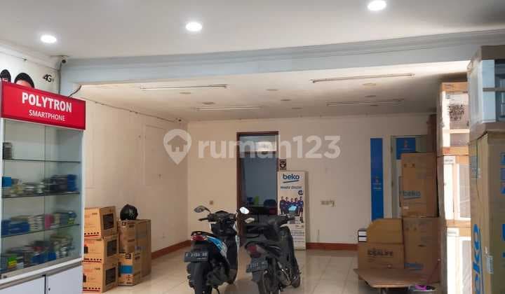 Ruko Bagus 2 Lantai Jl. Otto Iskandar Dinata, Bandung