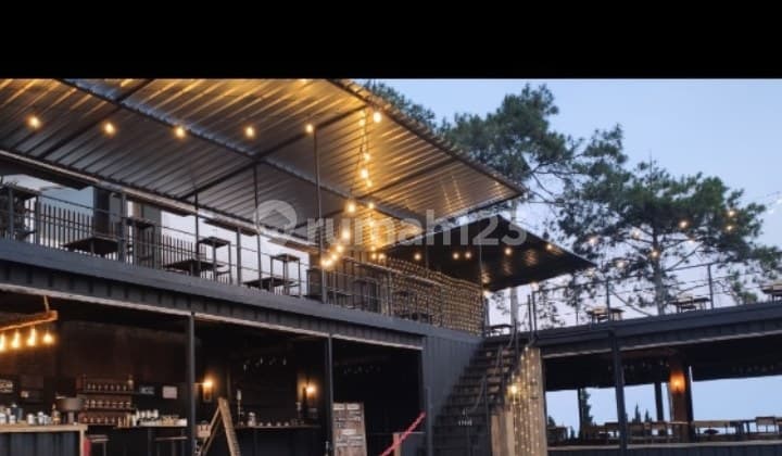 Dago Pakar Hill For Rent Suitable For Cafe Restaurant etc.