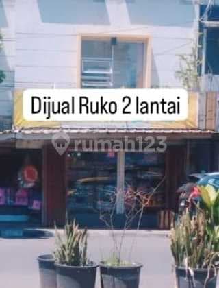 Ruko Bagus 140 m2 Lokasi ramai cocok untuk usaha Leuwi Panjang, Bandung