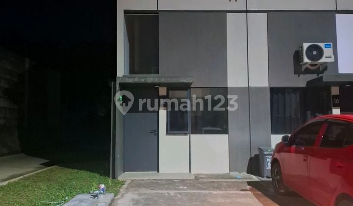 Siap Huni, Rumah, 2 Lantai,Di Cbd Lippo Cikarang Sebrang Central Park 5Menit Menuju Tol