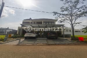 Nice Furnished House Simpruk 5Bedrooms 4Bathrooms in Lippo Cikarang