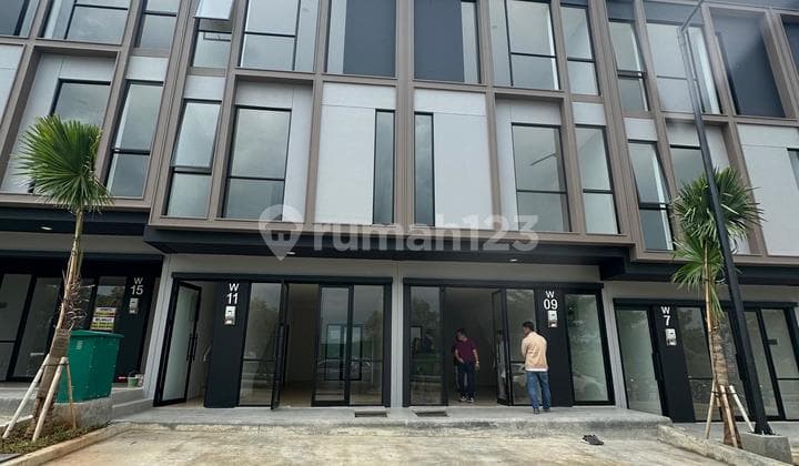 Ruko di Lippo Cikarang Lokasi Sangat Strategis Sebelah Hotel Harpper Sebrang Data Center Jawa Barat