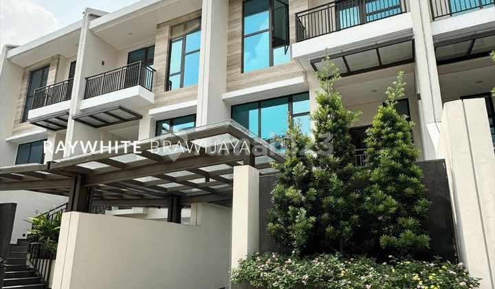 Townhouse Siap Huni Lingkungan Tenang Area Pondok Indah